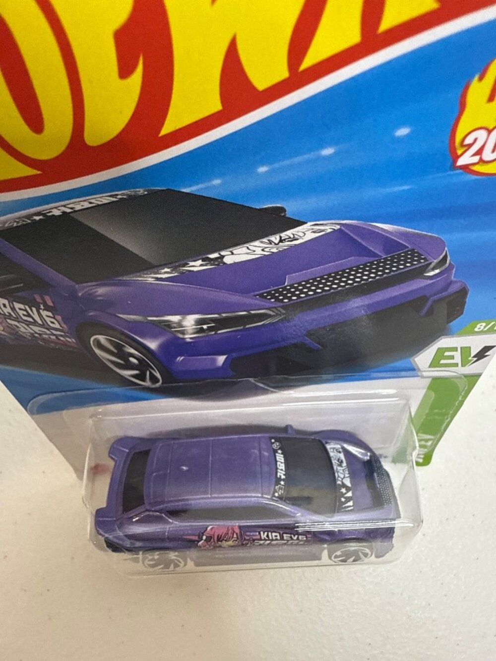 Hot Wheels Custom Kia EV6 HW EV Purple Electric Car 1:64 New - Picture 5 of 7